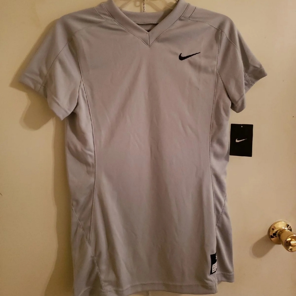 Nike tee